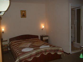 Guesthouse Stefi Ришнов Екстер'єр фото